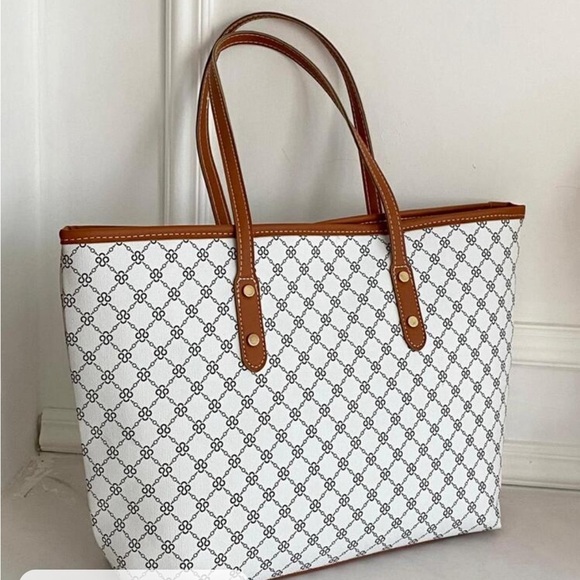 ⚠️Clearance Large White Patterned Tote Shoulder Bag - Picture 4 of 9